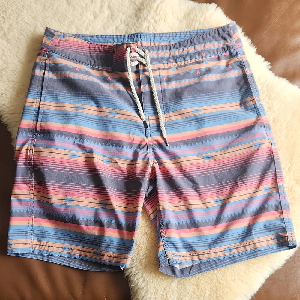 Faherty Southwest Print Swim Trunks Size 30